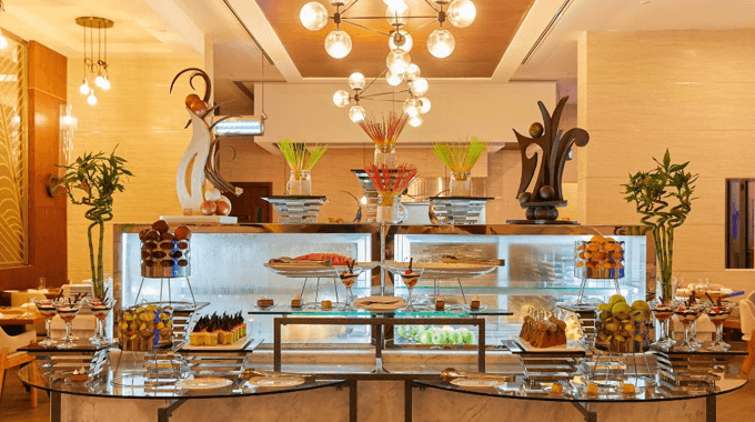 O que procurar em um carrinho de limpeza para escolas e hospitais