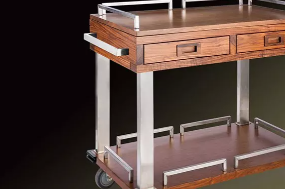 Como testar a qualidade dos móveis do lobby?