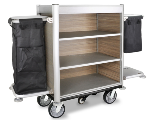 carrinho de empregada dom&eacute;stica